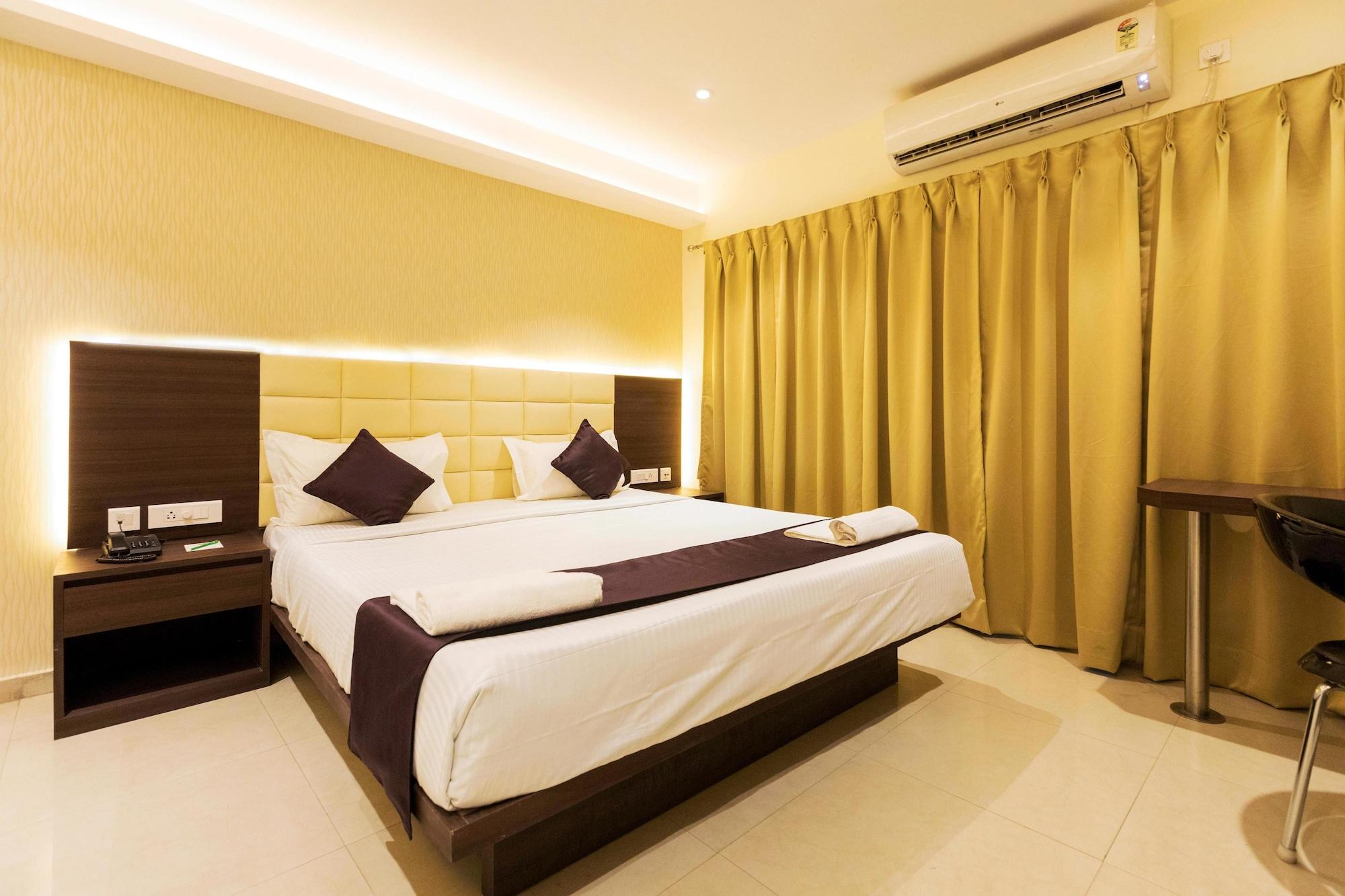 Hotel Lynq-Cico Calcutta  Esterno foto