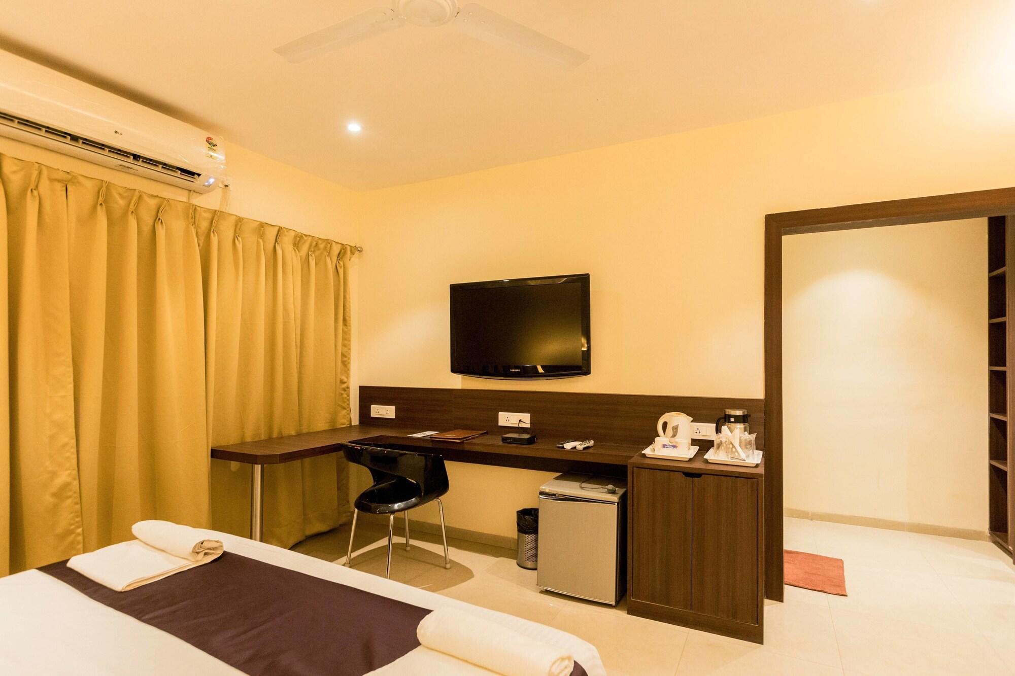 Hotel Lynq-Cico Calcutta  Esterno foto