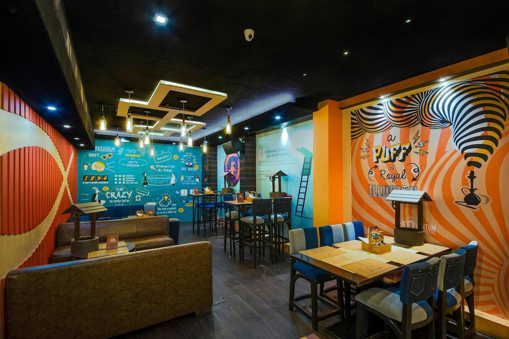 Hotel Lynq-Cico Calcutta  Esterno foto
