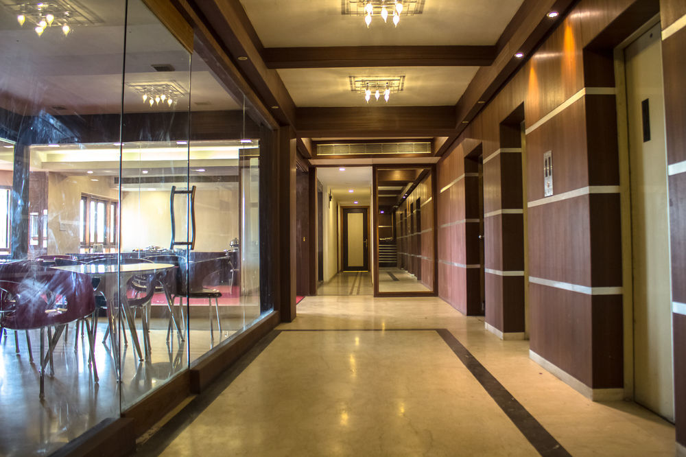 Hotel Lynq-Cico Calcutta  Esterno foto
