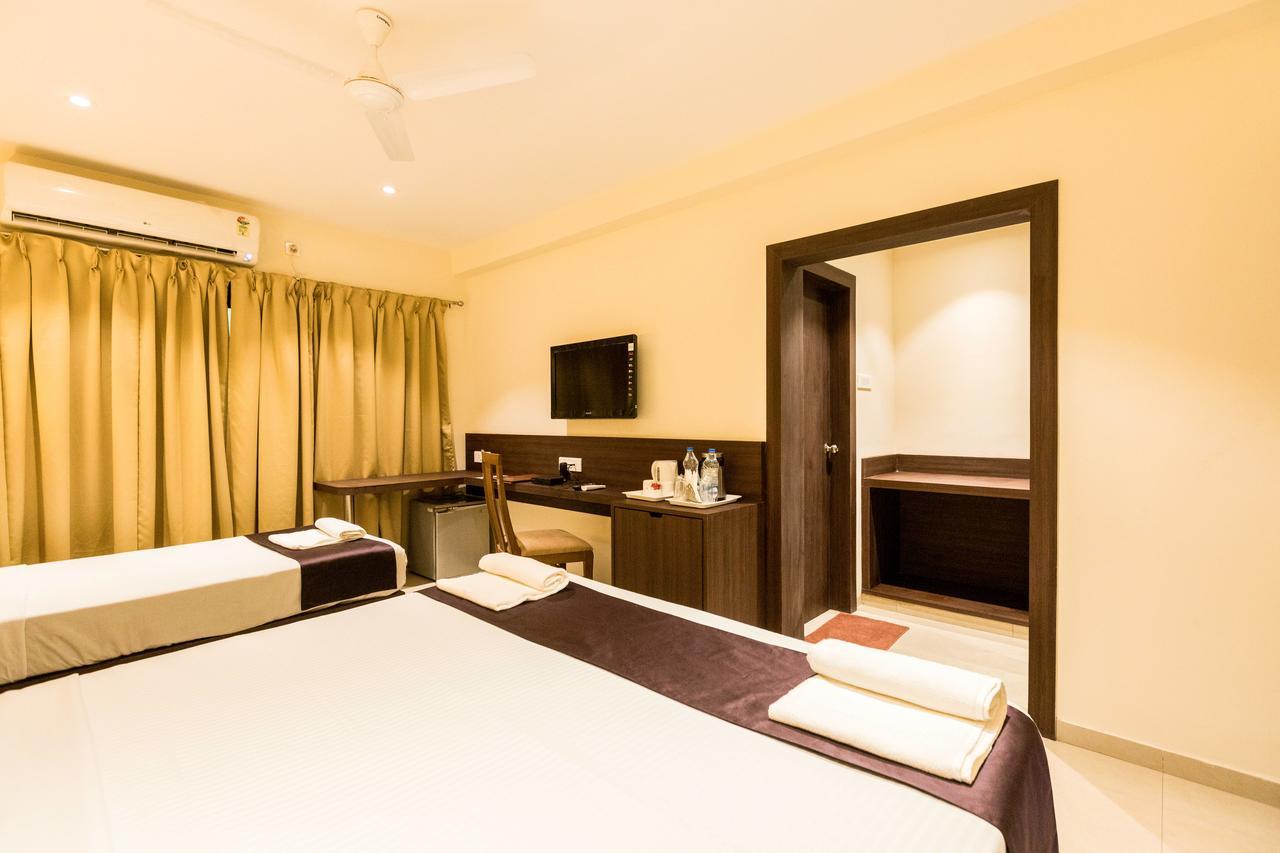 Hotel Lynq-Cico Calcutta  Esterno foto