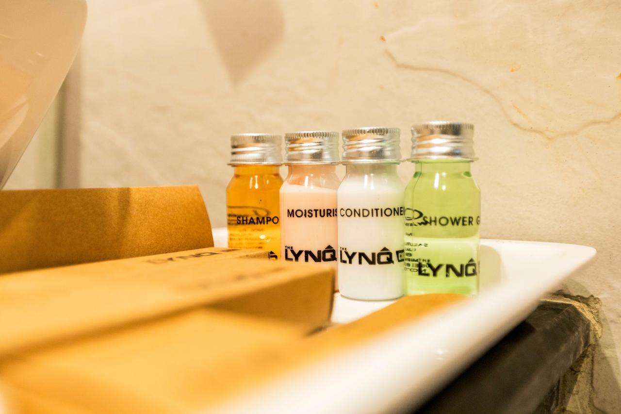 Hotel Lynq-Cico Calcutta  Esterno foto